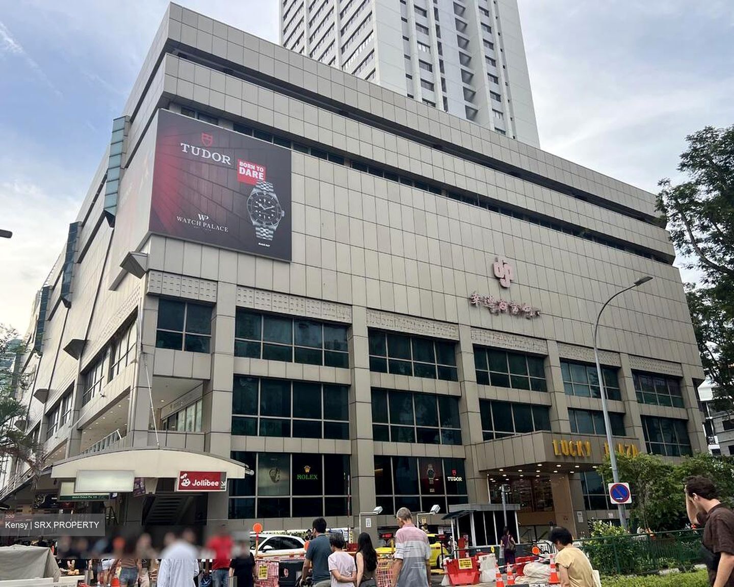 Lucky Plaza (D9), Retail #501762511